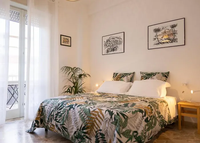 巴热内特住宿加早餐旅馆 4*